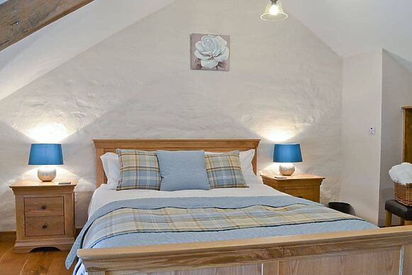 Snuggle Cottage in Llangrannog