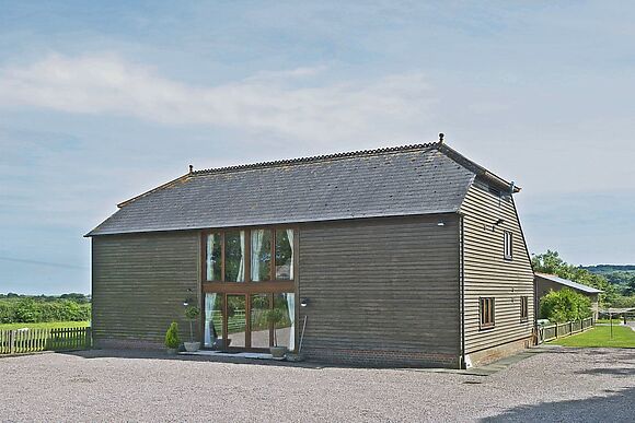 Saunders Oast Barn
