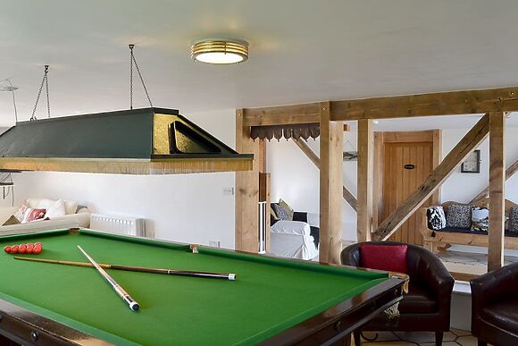 Saunders Oast Barn