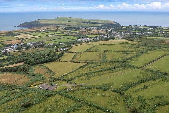 Penmynydd Uchaf in Dinas Cross
