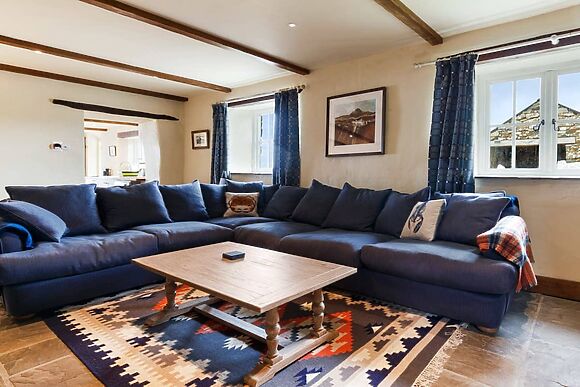 Penmynydd Uchaf in Dinas Cross