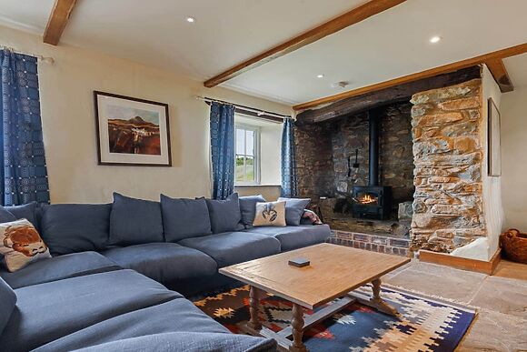 Penmynydd Uchaf in Dinas Cross