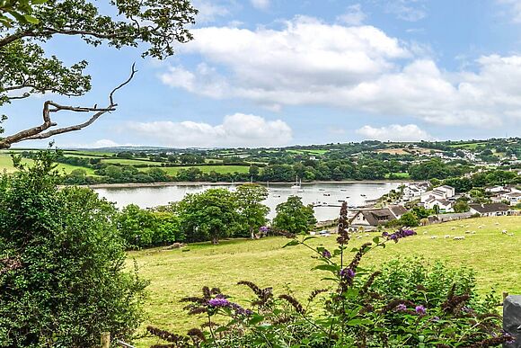 Estuary View Cottage