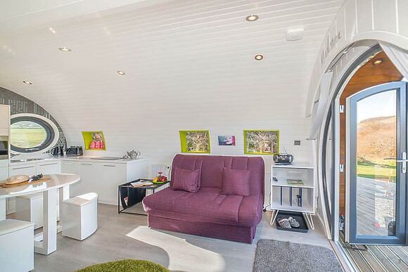 Let’s Glamp Retro Madonna