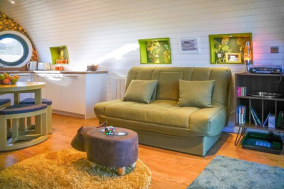 Let’s Glamp Retro Queen