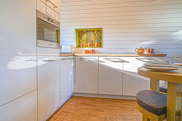 Let’s Glamp Retro Queen