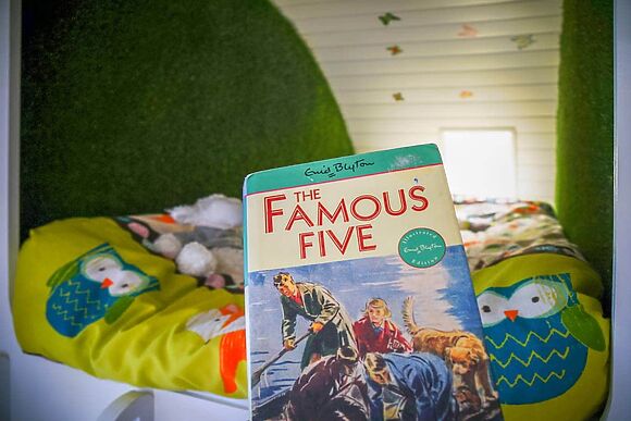 Let’s Glamp Retro Queen