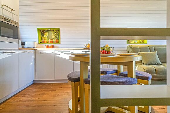 Let’s Glamp Retro Queen