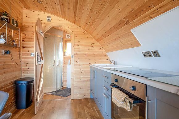 Cledan Cabin in Newtown