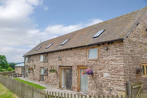Stoke Court Farm Barn
