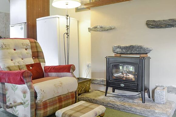 Rowan Tree Cottage in Glenisla