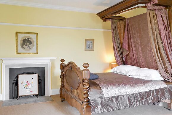 Lochside Garden House