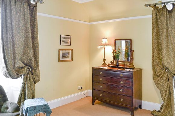 Lochside Garden House