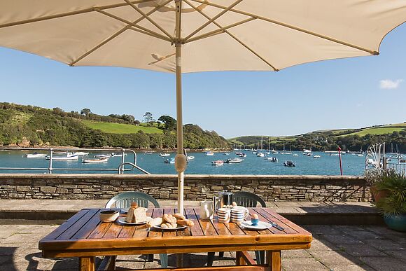Island Quay 10