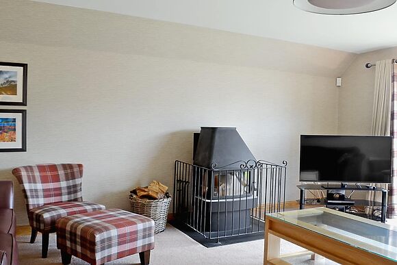 Lochnagar Lodge