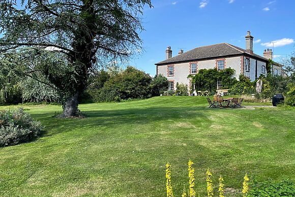 Colveston Manor