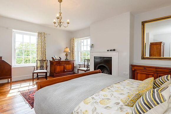 Colveston Manor