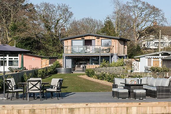 Whispering Reeds in Horning