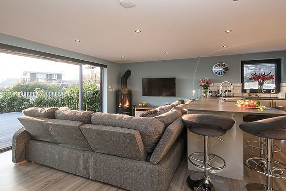 Whispering Reeds in Horning