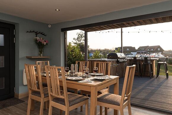 Whispering Reeds in Horning