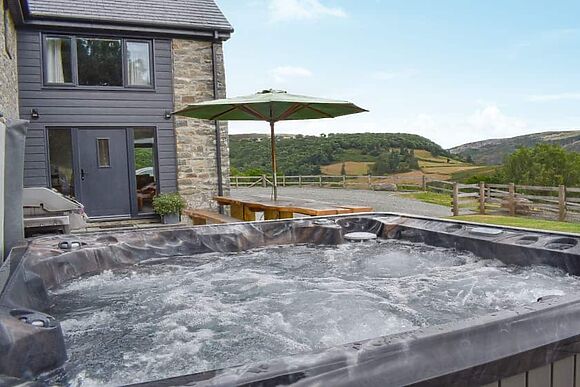 Pistyll Gwyn in Llanwrthwl