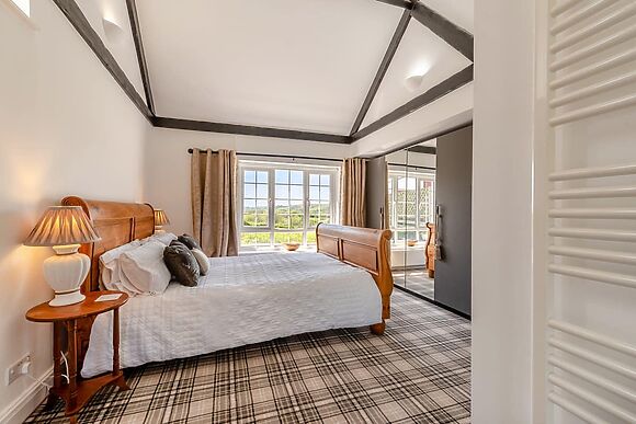 Bronyn Cottage in Ferryside