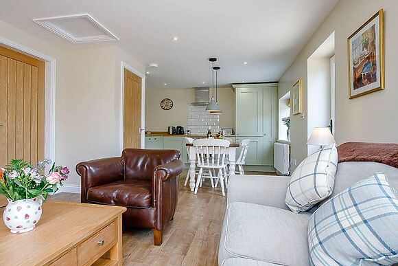 Wits End Cottage in Roughton