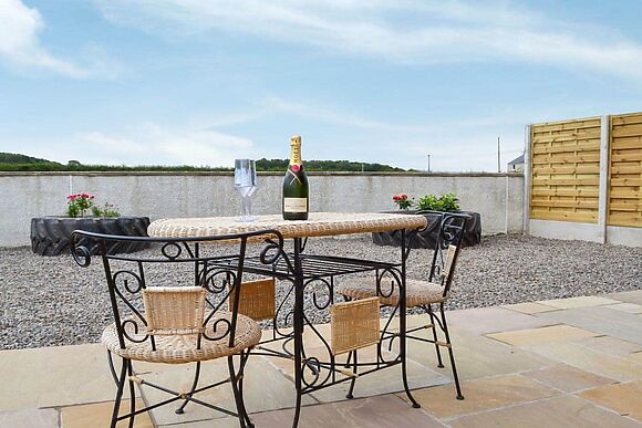 Taters Barn in Aikton