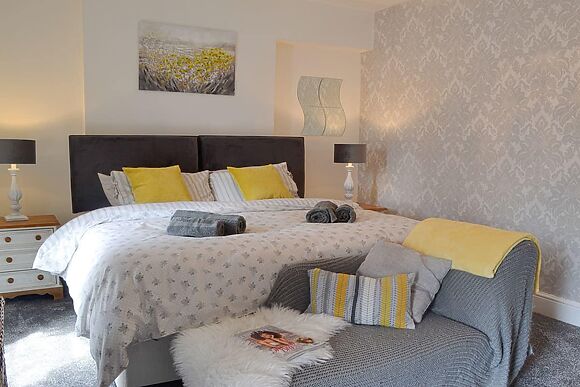 Sonny Cottage in Garnant