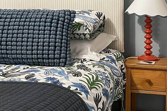 Lake View Cottage in Brampton