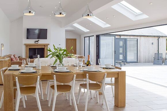 Manor Lodge Stables in Wiston