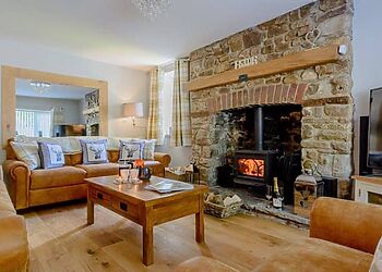 Honeycott in Llangattock