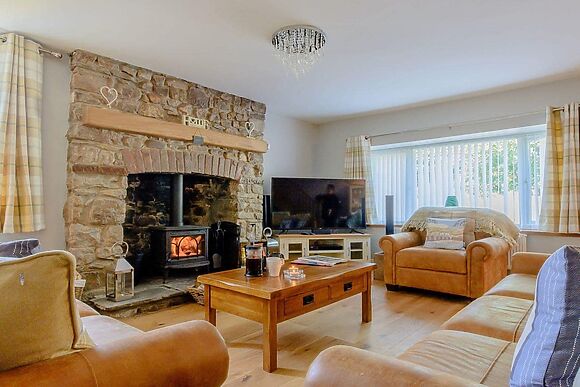 Honeycott in Llangattock