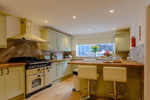 Honeycott in Llangattock