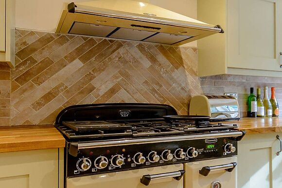 Honeycott in Llangattock