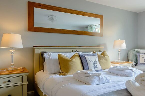 Honeycott in Llangattock