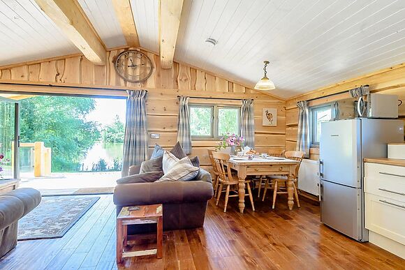 Kingfisher Cabin in Croft