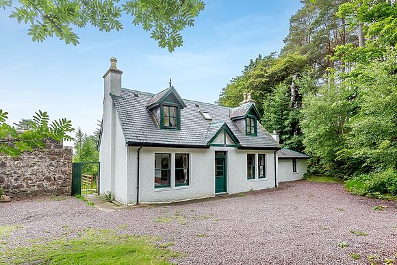 Gardeners Cottage At Torridon Estate