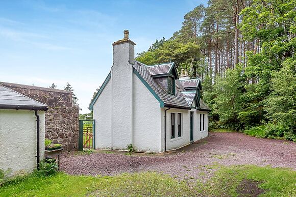Gardeners Cottage At Torridon Estate