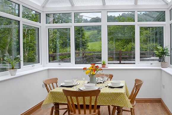 Ysgoldy Salem at Cewydd Cottages