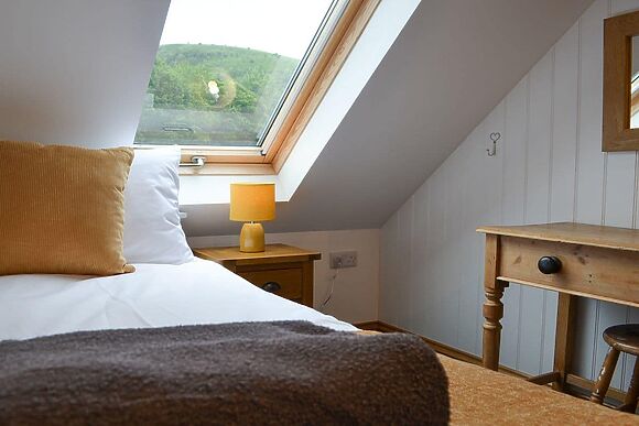 Ysgoldy Salem at Cewydd Cottages