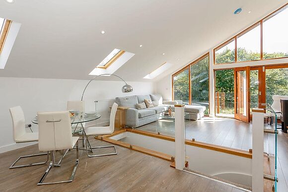 Waterside Lodge Thirteen in Elland