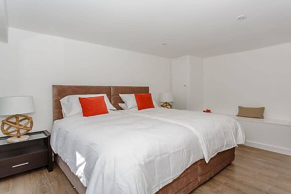 Waterside Lodge Thirteen in Elland