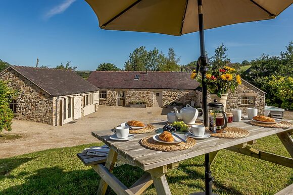 Tissington Ford Barn At Bradbourne