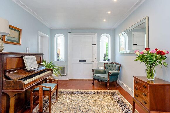 Braydeston House in Brundall