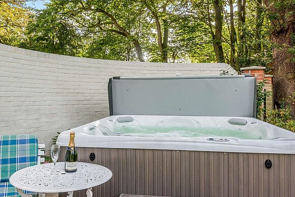 Braydeston House in Brundall