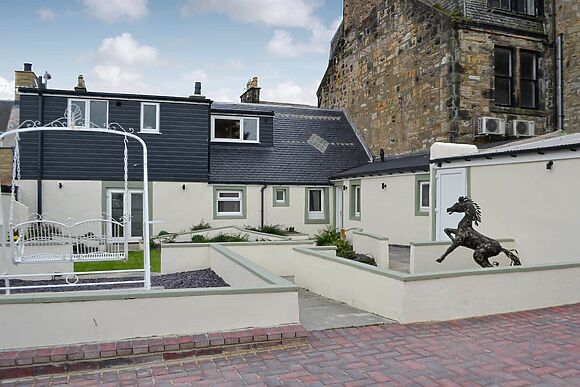 Apple Tree House in Dalry