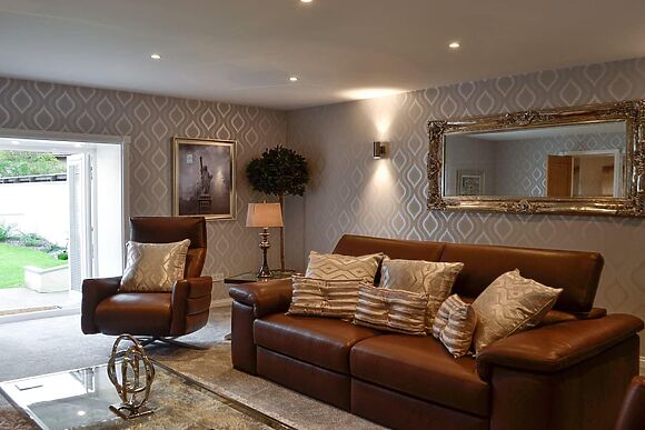 Apple Tree House in Dalry