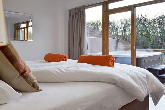 Waterside Lodge Sixteen