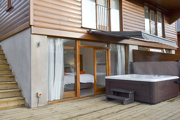 Waterside Lodge Sixteen